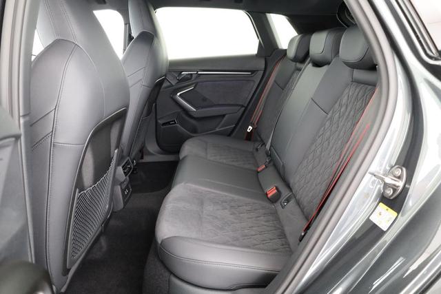 Audi RS3 2.5 294 kW TFSI quattro RS 3 Sportback quattro, SONOS, Navi, Kamera, Side, 5 J.-Garantie 