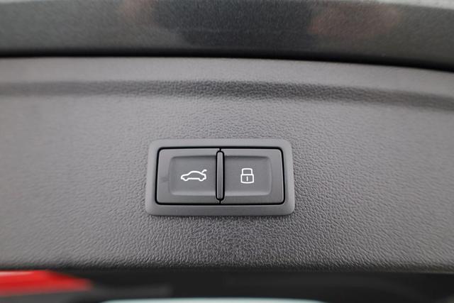 Audi RS3 2.5 294 kW TFSI quattro RS 3 Sportback quattro, SONOS, Navi, Kamera, Side, 5 J.-Garantie 