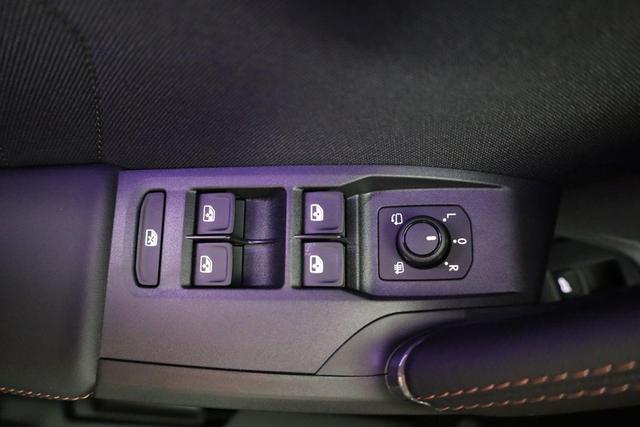 Cupra Formentor 1.5 eTSI 110 kW DSG, LED, el. Klappe, Kamera, ACC, 18-Zoll, sofort 