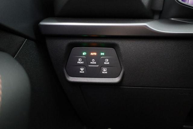 Cupra Formentor 1.5 eTSI 110 kW DSG, LED, el. Klappe, Kamera, ACC, 18-Zoll, sofort 
