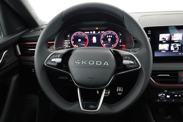 Skoda Kamiq Monte Carlo 1.0 TSI DSG Carlo, Pano, AHK, Navi, Matrix, el.Klappe, 18-Zoll, 5 J.-Garantie 