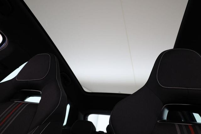 Skoda Kamiq Monte Carlo 1.0 TSI DSG Carlo, Pano, AHK, Navi, Matrix, el.Klappe, 18-Zoll, 5 J.-Garantie 
