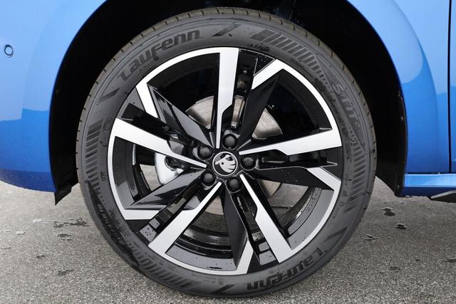 Skoda Kamiq Monte Carlo 1.0 TSI DSG Carlo, Pano, AHK, Navi, Matrix, el.Klappe, 18-Zoll, 5 J.-Garantie 