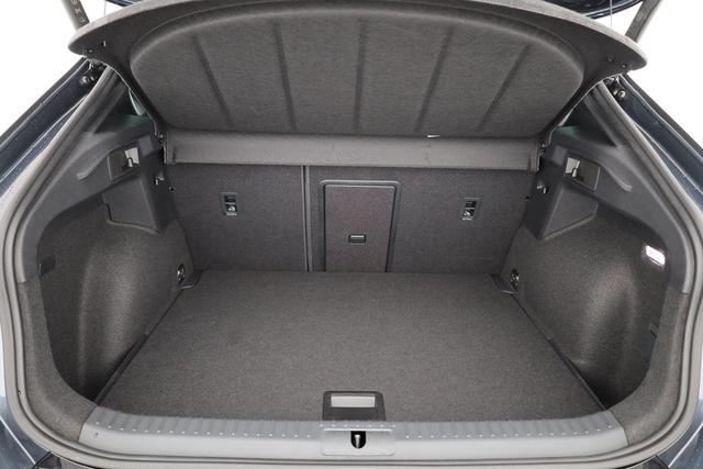 Cupra Formentor 1.5 eTSI 110 kW DSG, LED, el. Klappe, Kamera, ACC, 18-Zoll, sofort 