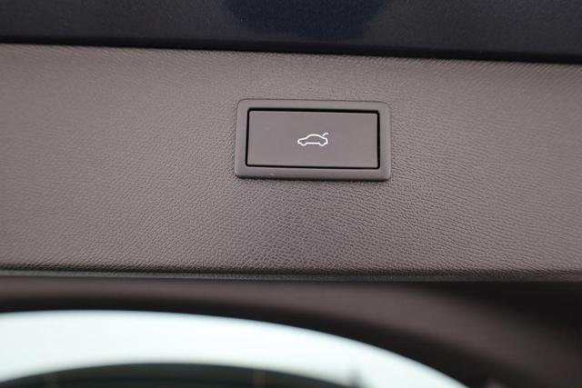 Cupra Formentor 1.5 eTSI 110 kW DSG, LED, el. Klappe, Kamera, ACC, 18-Zoll, sofort 
