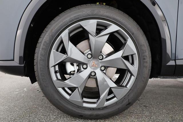 Cupra Formentor 2.0 TSI 150 kW 4Drive DSG 4Drive, LED, Kamera, ACC, 18-Zoll 