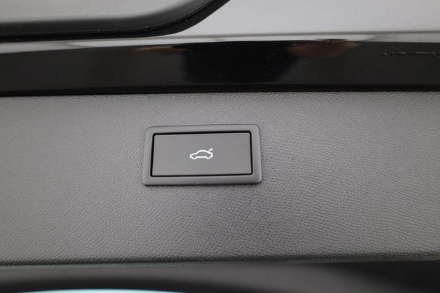 Cupra Formentor 2.0 TSI 150 kW 4Drive DSG 4Drive, LED, Kamera, ACC, 18-Zoll 