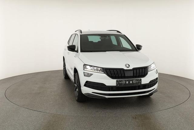 Skoda Karoq Sportline 1.5 TSI DSG Sportline, AHK, Navi, el. Klappe, ACC, Kamera, 19-Zoll 