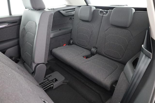 Skoda Kodiaq 2.0 TDI 110 kW Selection DSG Selection, 7-Sitzer, AHK, Navi, Side, Kamera, Winter, 4 J.-Garantie 