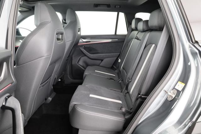 Skoda Kodiaq 2.0 TDI 142 kW 4x4 Sportline DSG Sportline, Pano, AHK, Navi, Matrix, Side, Kamera, Winter, 19-Zoll, 4 J.-Garantie 