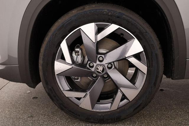 Skoda Kodiaq 2.0 TDI 142 kW 4x4 Sportline DSG Sportline, Pano, AHK, Navi, Matrix, Side, Kamera, Winter, 19-Zoll, 4 J.-Garantie 