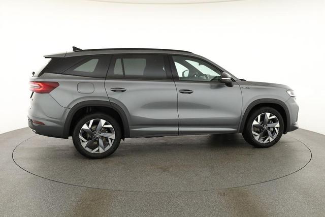 Skoda Kodiaq 2.0 TDI 142 kW 4x4 Sportline DSG Sportline, Pano, AHK, Navi, Matrix, Side, Kamera, Winter, 19-Zoll, 4 J.-Garantie 