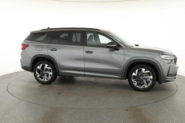 Skoda Kodiaq 2.0 TDI 142 kW 4x4 Sportline DSG Sportline, Pano, AHK, Navi, Matrix, Side, Kamera, Winter, 19-Zoll, 4 J.-Garantie 