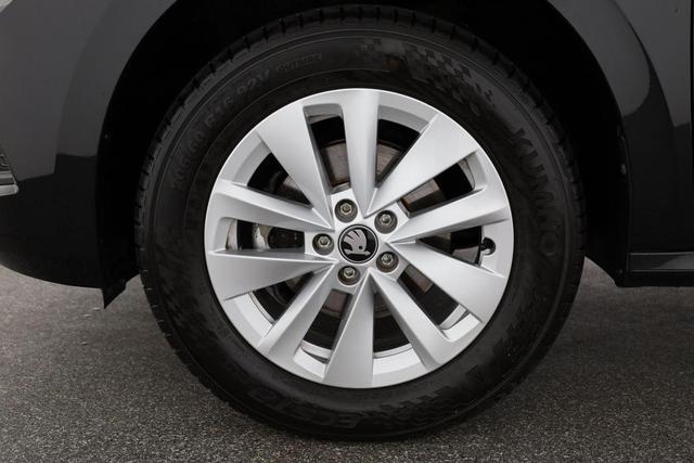 Skoda Kamiq Selection 1.5 TSI Selection, AHK, 16-Zoll, Kamera, Winter, 4-J Garantie 
