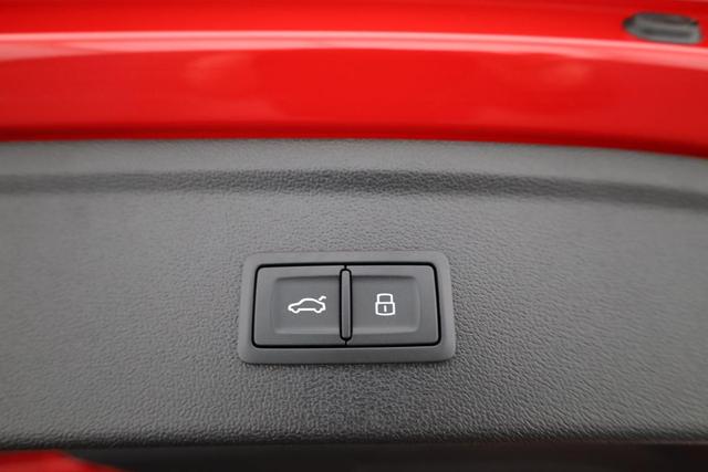 Audi A3 Sportback TFSI 110 kW S line 35 S-tronic S-LINE, AHK, Matrix, Navi, el. Klappe, Kamera, Winter, 3 J.-Garantie 