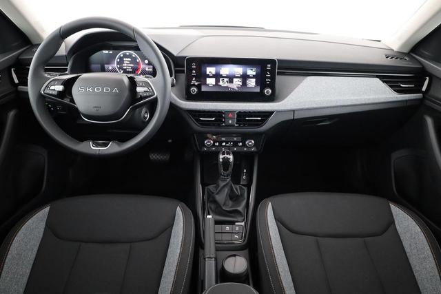 Skoda Kamiq Selection 1.5 TSI DSG Selection, AHK, LED, Kamera, Ladeboden, 16-Zoll, 4 J.-Garantie 
