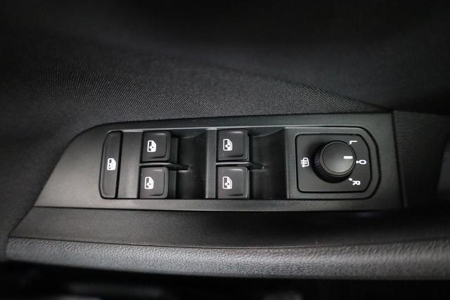 Skoda Kamiq Selection 1.5 TSI DSG Selection, AHK, LED, Kamera, Ladeboden, 16-Zoll, 4 J.-Garantie 
