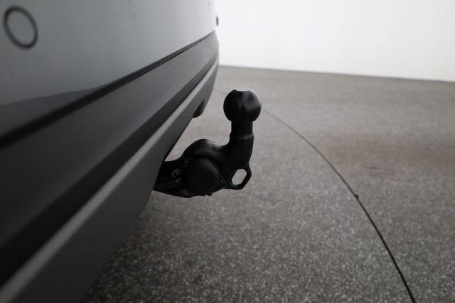 Skoda Kamiq Selection 1.5 TSI DSG Selection, AHK, LED, Kamera, Ladeboden, 16-Zoll, 4 J.-Garantie 