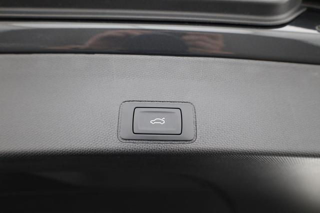 Cupra Terramar 1.5 eTSI DSG, Pano, AHK, Matrix, Navi, HuD, el. Klappe, 20-Zoll 