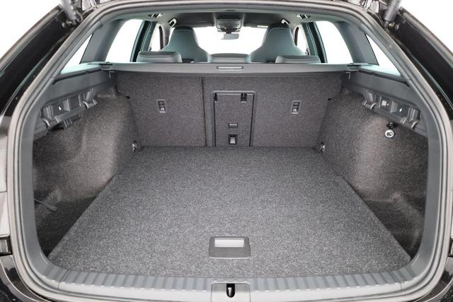 Skoda Octavia Combi 2.0 TDI 110 kW Sportline DSG Sportline, AHK, Navi, Matrix, Side, Kamera, Winter, 5 J.-Garantie 