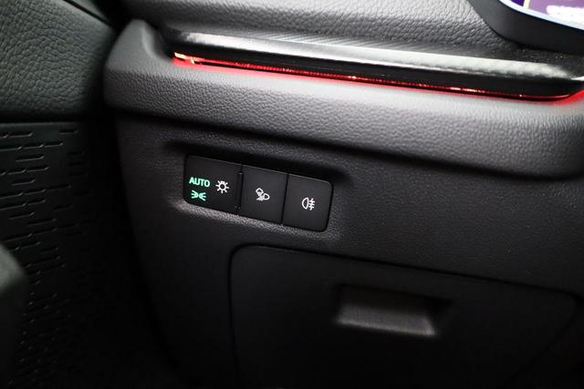 Skoda Octavia Combi 2.0 TDI 110 kW Sportline DSG Sportline, AHK, Navi, Matrix, Side, Kamera, Winter, 5 J.-Garantie 