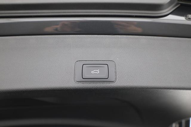 Cupra Terramar 1.5 eTSI 110 kW DSG, Pano, AHK, Matrix, Navi, HuD, el. Klappe, 20-Zoll 