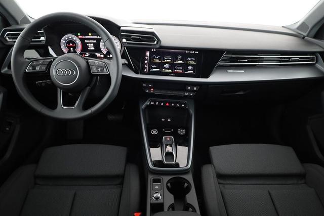 Audi A3 Sportback TFSI 110 kW S line 35 S-tronic S-LINE, AHK, Matrix, Navi, el. Klappe, Kamera, Winter, 3 J.-Garantie 