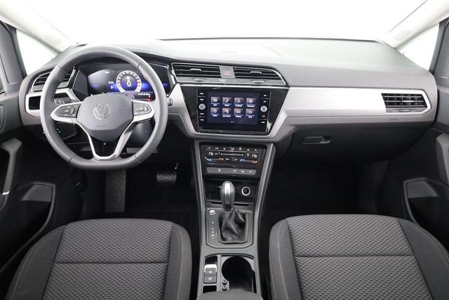Volkswagen Touran Comfortline BMT/Start-Stopp 1.5 TSI DSG Comfortline, AHK, Navi, Side, Kamera, easyOpen, 17-Zoll, sofort, 4. J-Garantie 