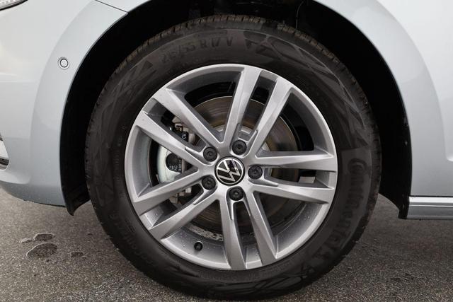 Volkswagen Touran Comfortline BMT/Start-Stopp 1.5 TSI DSG Comfortline, AHK, Navi, Side, Kamera, easyOpen, 17-Zoll, sofort, 4. J-Garantie 