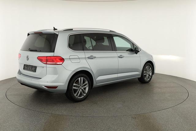 Volkswagen Touran Comfortline BMT/Start-Stopp 1.5 TSI DSG Comfortline, AHK, Navi, Side, Kamera, easyOpen, 17-Zoll, sofort, 4. J-Garantie 