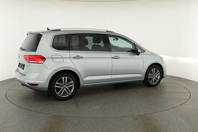 Volkswagen Touran Comfortline BMT/Start-Stopp 1.5 TSI DSG Comfortline, AHK, Navi, Side, Kamera, easyOpen, 17-Zoll, sofort, 4. J-Garantie 