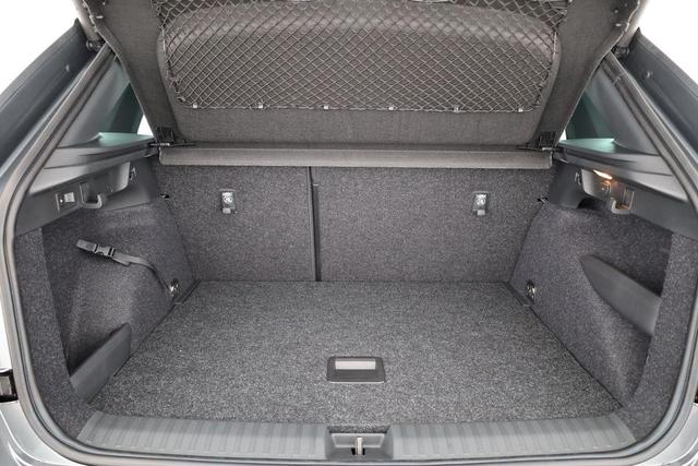 Skoda Kamiq Monte Carlo 1.0 TSI DSG Carlo, Pano, AHK, Navi, Matrix, el.Klappe, 18-Zoll, 5 J.-Garantie 
