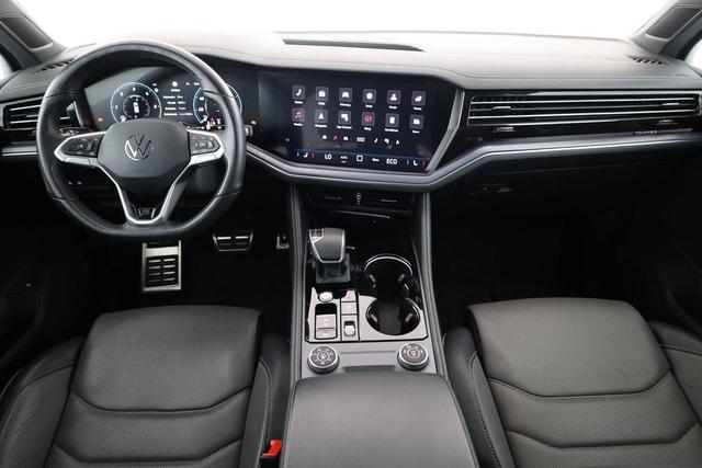 Volkswagen Touareg 3.0 TDI 210 kW 4Motion R-Line V6 Black, Pano, HUD, Leder, Luft, Standheizung 