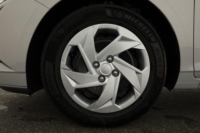 Hyundai i20 1.0 T-GDI DCT, Navi, Kamera, AppConnect, Winter, sofort 
