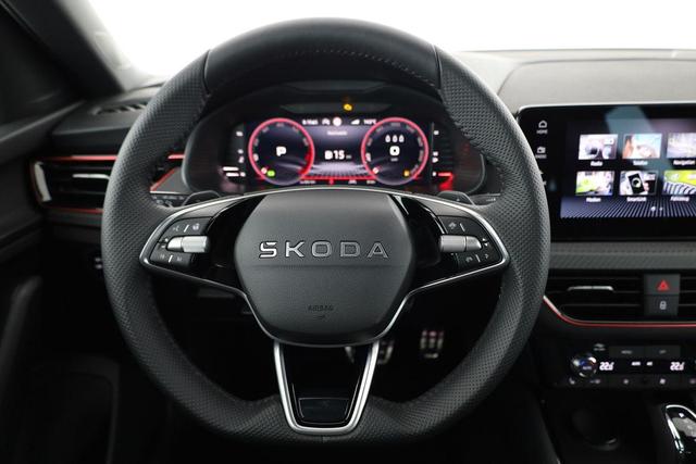 Skoda Kamiq Monte Carlo 1.0 TSI DSG Carlo, Pano, Matrix, Navi, Kamera, 17-Zoll, 5 J.-Garantie 