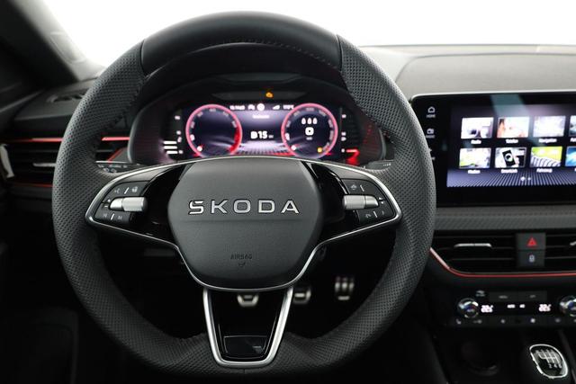 Skoda Kamiq Monte Carlo 1.5 TSI Carlo, Pano, Matrix, Navi, Kamera, 5 J.-Garantie 