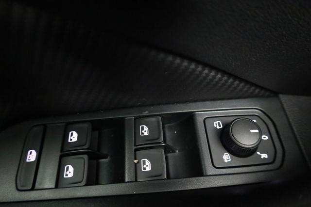 Skoda Kamiq Monte Carlo 1.5 TSI Carlo, Pano, Matrix, Navi, Kamera, 5 J.-Garantie 