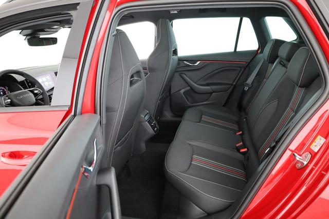 Skoda Kamiq Monte Carlo 1.5 TSI Carlo, Pano, AHK, Matrix, Navi, el. Klappe, 18-Zoll, 5 J.-Garantie 