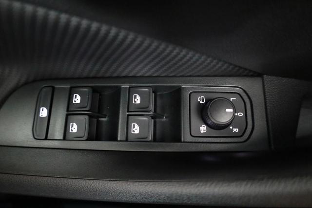 Skoda Kamiq Monte Carlo 1.5 TSI DSG Carlo, Pano, Matrix, Navi, Side, 18-Zoll, 5 J.-Garantie 