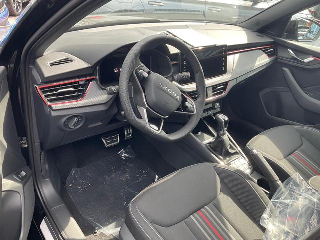 Skoda Kamiq - Monte Carlo 1.5 TSI DSG Carlo, Pano, Matrix, Navi, Side, 18-Zoll, 5 J.-Garantie