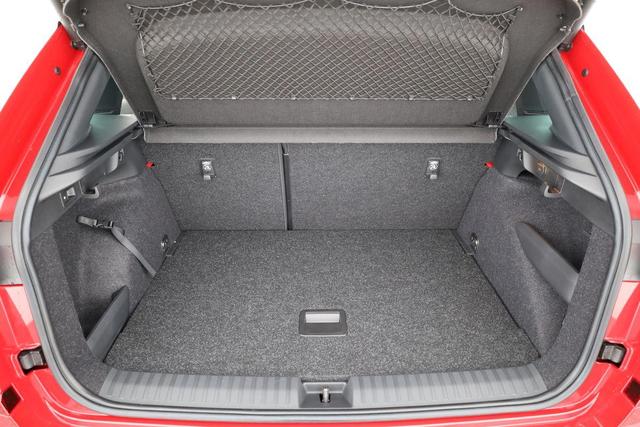 Skoda Kamiq Monte Carlo 1.5 TSI DSG Carlo, Pano, AHK, Matrix, Navi, Side, 18-Zoll, 5 J.-Garantie 