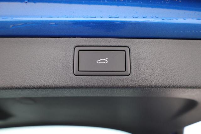 Skoda Kamiq Monte Carlo 1.5 TSI DSG Carlo, Pano, AHK, Matrix, Navi, Side, 18-Zoll, 5 J.-Garantie 