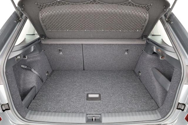 Skoda Kamiq Selection 1.0 TSI DSG Selection, AHK, LED, Kamera, 16-Zoll, 4 J.-Garantie 