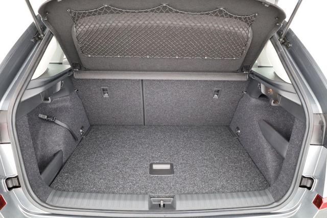 Skoda Kamiq Selection 1.0 TSI DSG Selection, LED, Kamera, Ladeboden, 16-Zoll, 4 J.-Garantie 