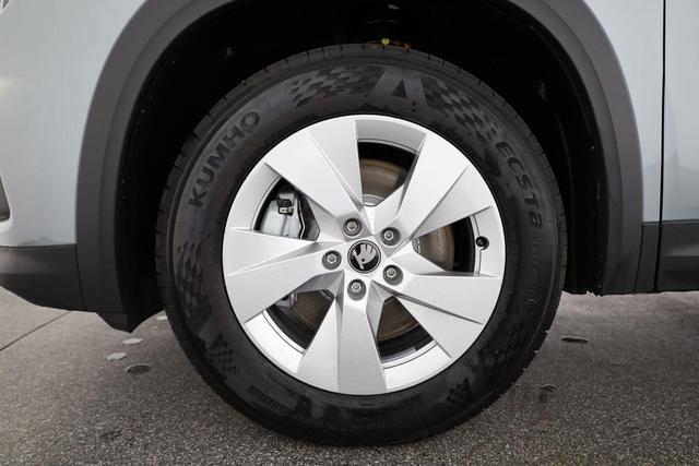 Skoda Kodiaq 2.0 TDI 110 kW Selection DSG Selection, AHK, Navi, Side, Kamera, 4 J.-Garantie 