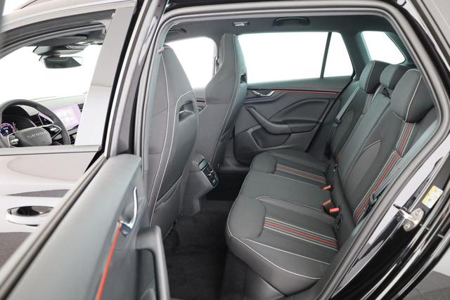 Skoda Kamiq Monte Carlo 1.0 TSI DSG Carlo, Pano, Matrix, Navi, Kamera, 17-Zoll, 5 J.-Garantie 