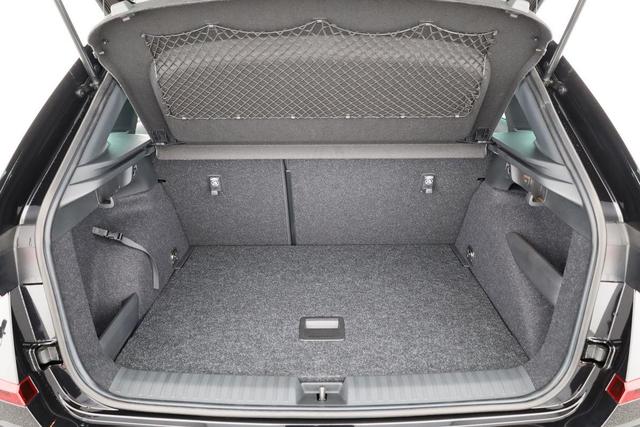 Skoda Kamiq Monte Carlo 1.0 TSI DSG Carlo, Pano, Matrix, Navi, Kamera, 17-Zoll, 5 J.-Garantie 