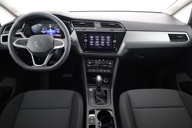 Volkswagen Touran Comfortline BMT/Start-Stopp 1.5 TSI DSG Comfortline, AHK, Navi, Side, Kamera, easyOpen, 17-Zoll, 3.J-Garantie 