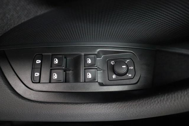 Skoda Kodiaq 2.0 TDI 110 kW Selection DSG Selection, 7-Sitzer, AHK, Navi, Side, Kamera, 4 J.-Garantie 