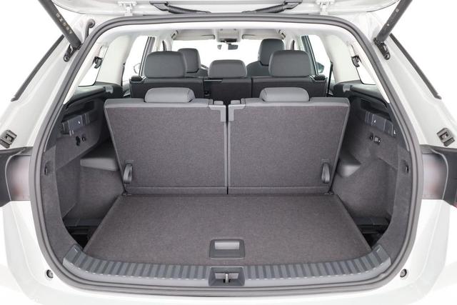 Skoda Kodiaq 2.0 TDI 110 kW Selection DSG Selection, 7-Sitzer, AHK, Navi, Side, Kamera, 4 J.-Garantie 